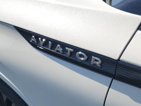 New 2025 Lincoln Aviator Reserve w/ Equipment Group 201A image 7