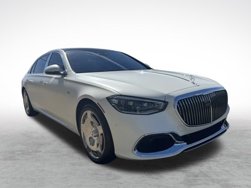 Used 2022 Mercedes-Benz Maybach S 680 4MATIC image 3