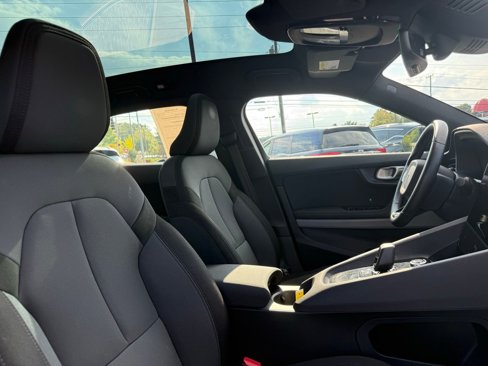 Used 2022 Polestar Polestar 2 w/ Plus Package image 35