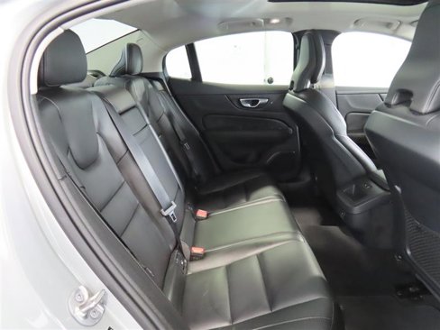 Used 2025 Volvo S60 B5 Core image 37