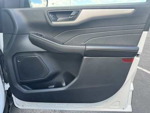 Certified 2022 Ford Escape SE image 18