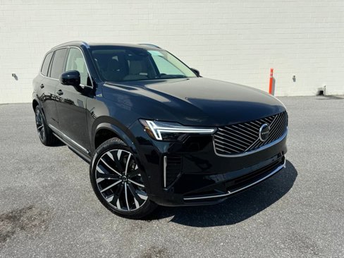 New 2026 Volvo XC90 B5 Ultra image 1