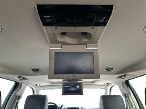 Used 2016 GMC Yukon XL Denali w/ Open Road Package image 41