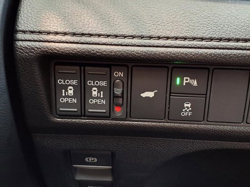 New 2026 Honda Odyssey Elite image 8