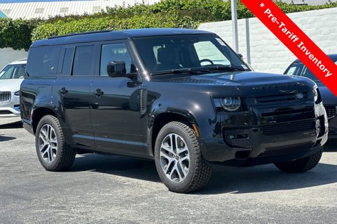 New 2024 Land Rover Defender 130 X-Dynamic SE image 7