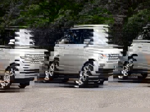 Used 2016 Land Rover Range Rover HSE image 2