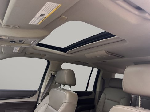 Used 2019 Chevrolet Suburban LT w/ LT Signature Package image 18