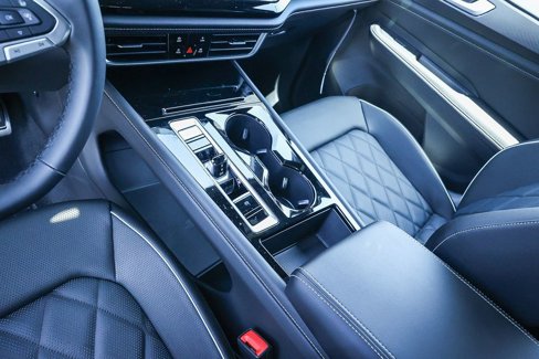 New 2025 Volkswagen Atlas Cross Sport SEL Premium R-Line image 35