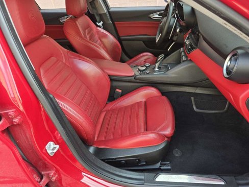Used 2019 Alfa Romeo Giulia Ti Sport w/ Quick Order Package 22S Sport image 5