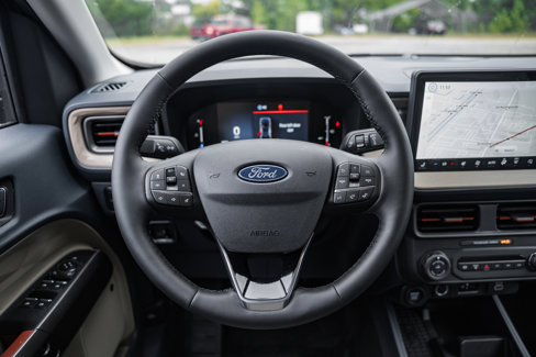 New 2025 Ford Maverick Lariat w/ 4K Tow Package image 25