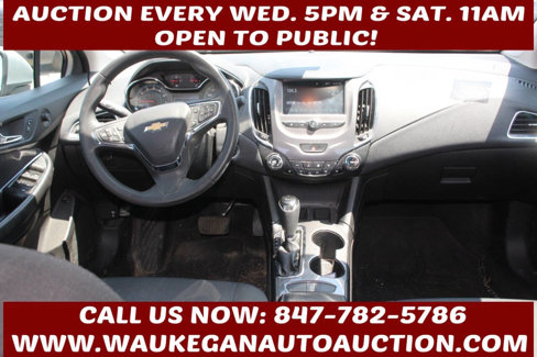Used 2018 Chevrolet Cruze LT w/ Convenience Package image 7