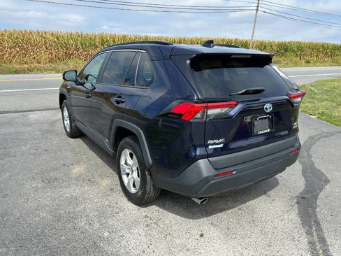 Used 2021 Toyota RAV4 XLE image 7