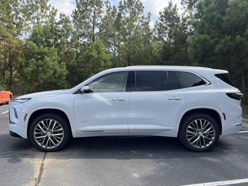 New 2026 Buick Enclave Avenir w/ Super Cruise Package image 24