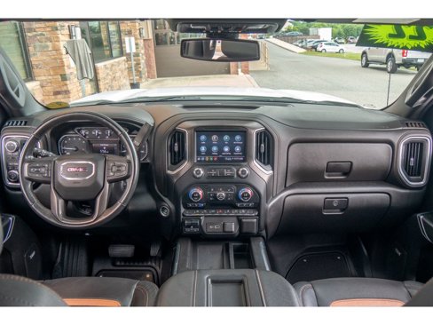 Used 2022 GMC Sierra 1500 AT4 w/ AT4 Premium Package image 6