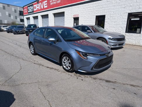 Used 2022 Toyota Corolla LE image 4