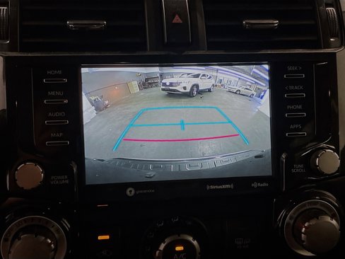 Used 2024 Toyota 4Runner TRD Off-Road image 9