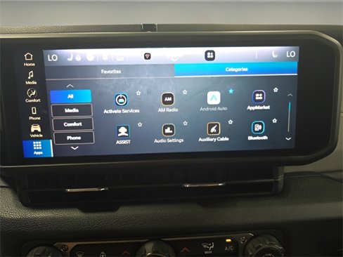 Used 2025 Jeep Wrangler Sport S image 23