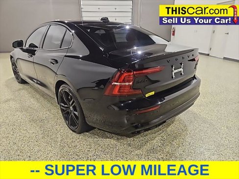 Used 2024 Volvo S60 B5 Plus w/ Climate Package image 5