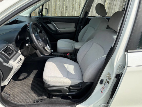 Used 2017 Subaru Forester 2.5i image 9