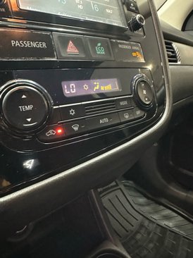 Used 2016 Mitsubishi Outlander ES image 18