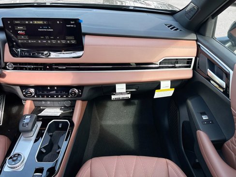 New 2025 Mitsubishi Outlander SEL image 28