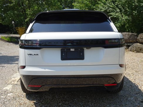 New 2026 Land Rover Range Rover Velar Dynamic SE image 9