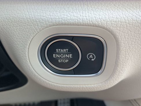 New 2026 Mercedes-Benz GLS 450 4MATIC image 16