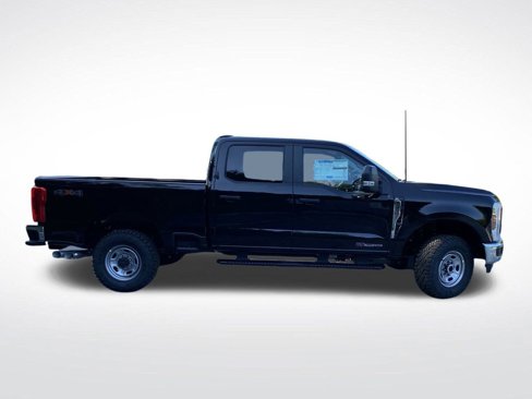 New 2026 Ford F350 XL image 2
