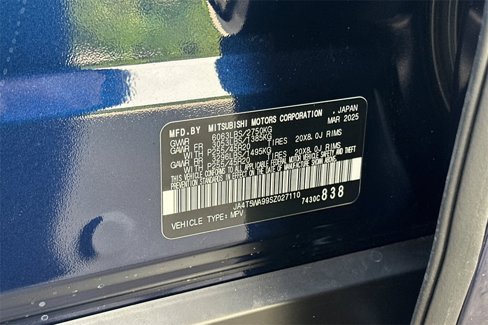 New 2025 Mitsubishi Outlander SEL image 28
