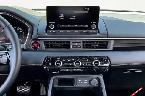 Used 2025 Honda Pilot Sport image 9