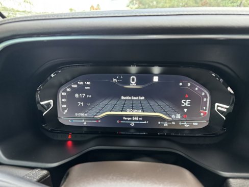 Used 2022 GMC Yukon XL Denali image 24