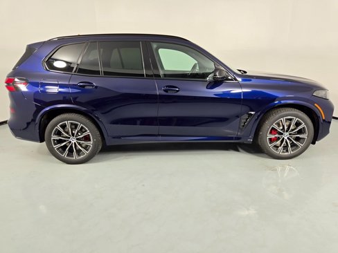 New 2026 BMW X5 M60i image 5