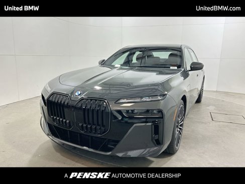 New 2026 BMW 750e xDrive w/ Executive Package image 1