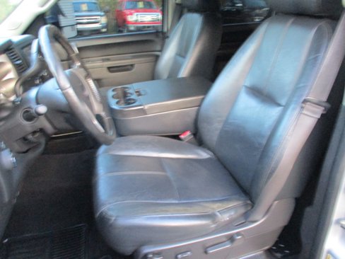 Used 2013 GMC Sierra 2500 SLE w/ HD SLE Premium Package image 26