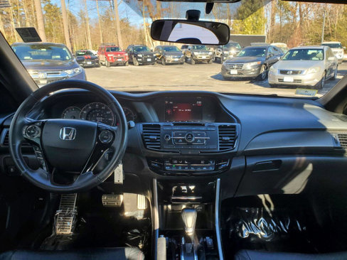 Used 2017 Honda Accord Sport Special Edition image 13