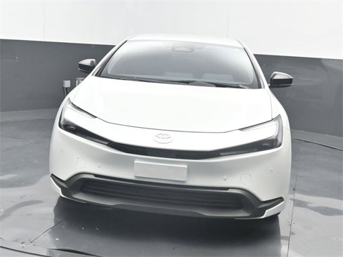 Used 2024 Toyota Prius LE image 18
