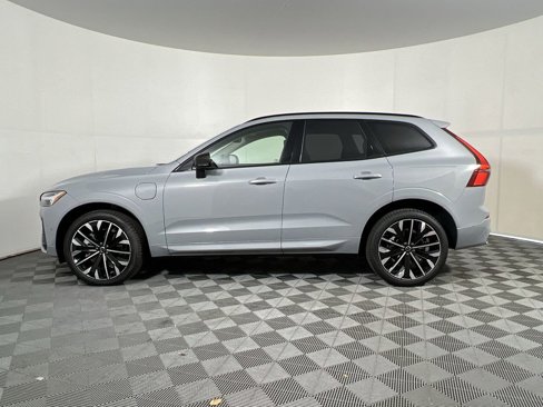 New 2026 Volvo XC60 T8 Ultra w/ Protection Package Premier image 5