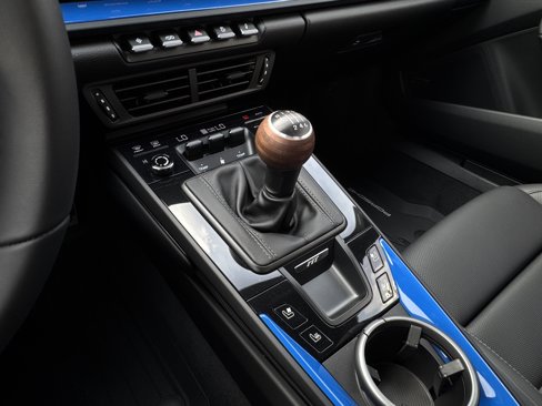 Certified 2025 Porsche 911 Carrera T image 25