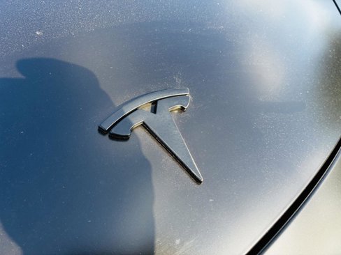 Used 2025 Tesla Model Y Long Range image 18