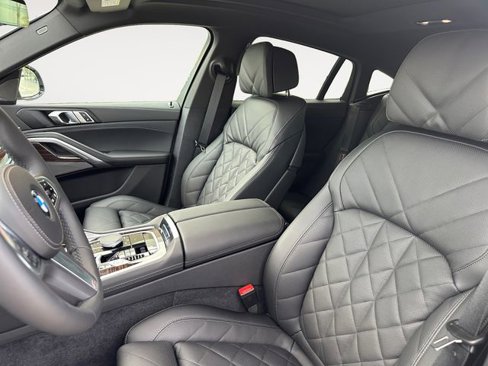New 2026 BMW X6 xDrive40i image 14