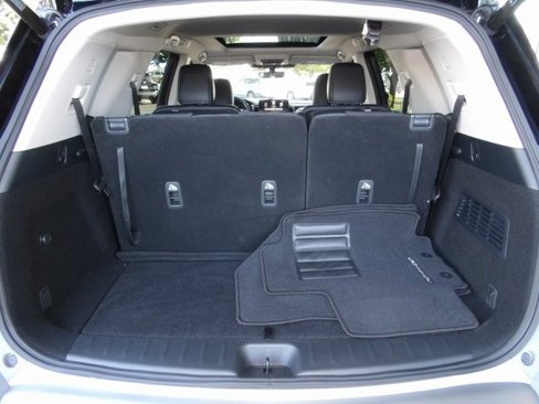 Certified 2024 Nissan Pathfinder SL w/ SL Premium Package image 10