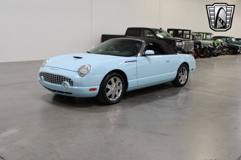 Used 2003 Ford Thunderbird image 27