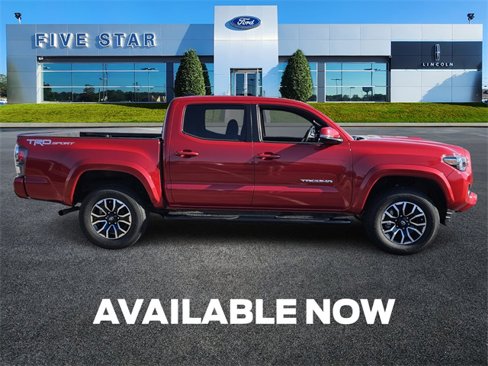 Used 2023 Toyota Tacoma TRD Sport image 9