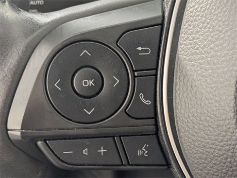 Used 2024 Toyota Corolla Cross LE image 14
