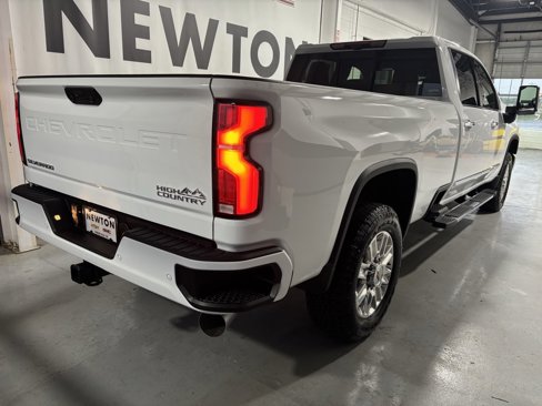 New 2025 Chevrolet Silverado 3500 High Country w/ Technology Package image 31