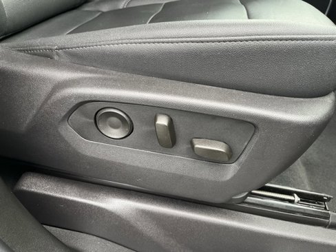 Used 2024 GMC Sierra 1500 SLT image 36