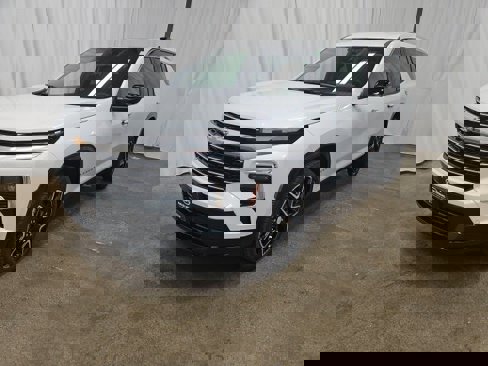 New 2026 Chevrolet Traverse High Country image 2