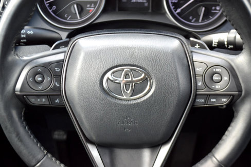 Used 2022 Toyota Camry SE image 15
