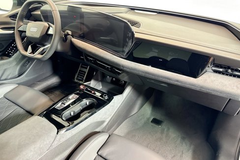 New 2025 Audi S6 e-tron Premium Plus image 26