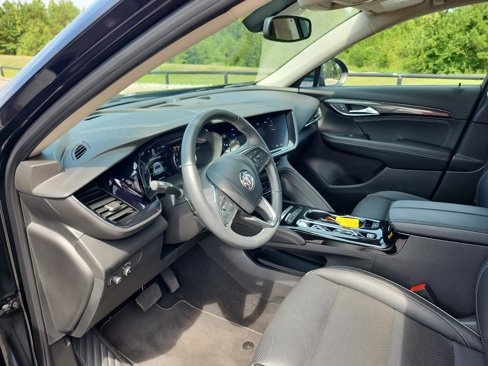 Certified 2023 Buick Envision Essence image 12